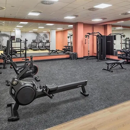 Hampton By Hilton Isola Nuova 3*