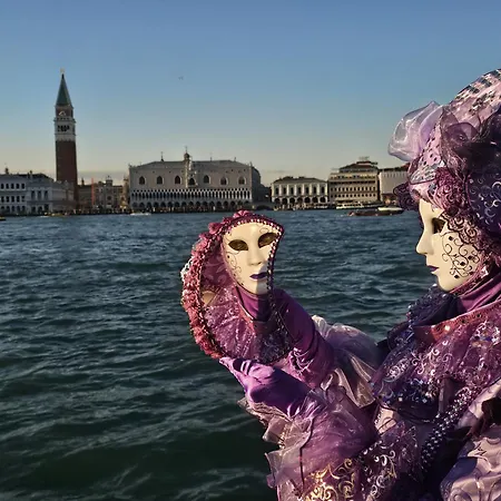 Hampton By Hilton Isola Nuova 酒店