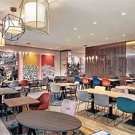 Otel Hampton By Hilton Isola Nuova 3*