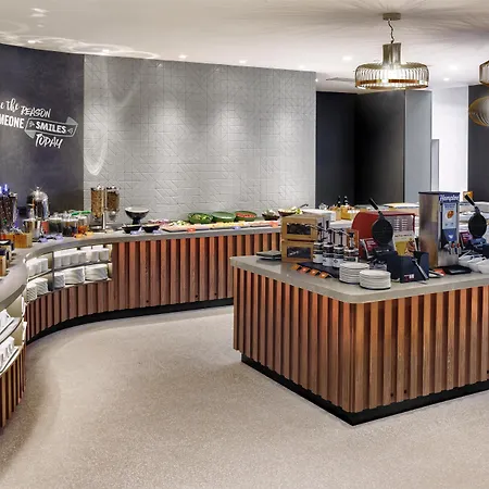 Hotel Hampton By Hilton Isola Nuova