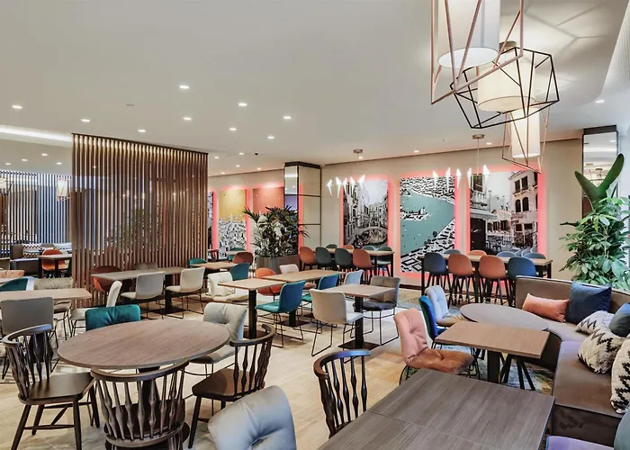 Hampton By Hilton Isola Nuova