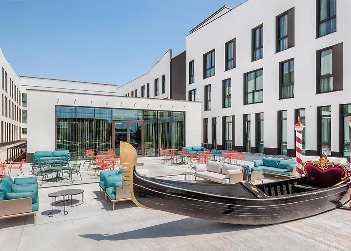 Hotell Hampton By Hilton Isola Nuova