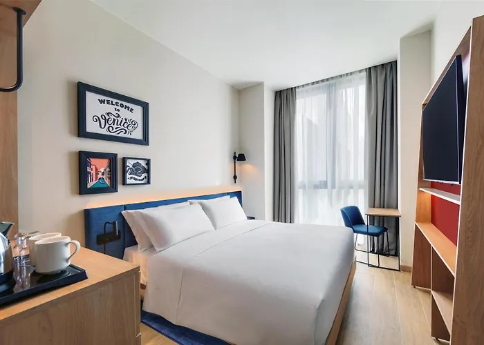 Hampton By Hilton Isola Nuova 3* Benátky